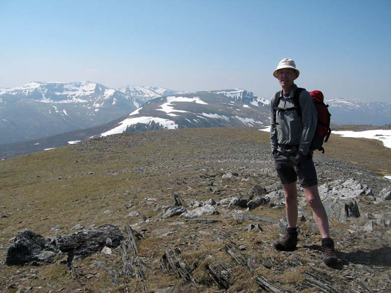 10 Johnny on Geal Charn