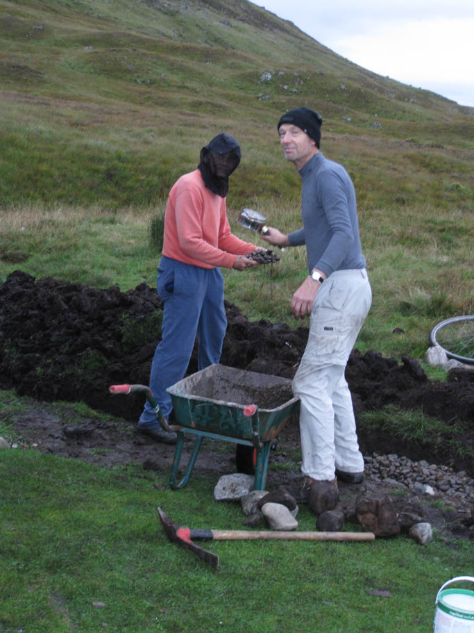 07 Les and Johnny sifting gravel