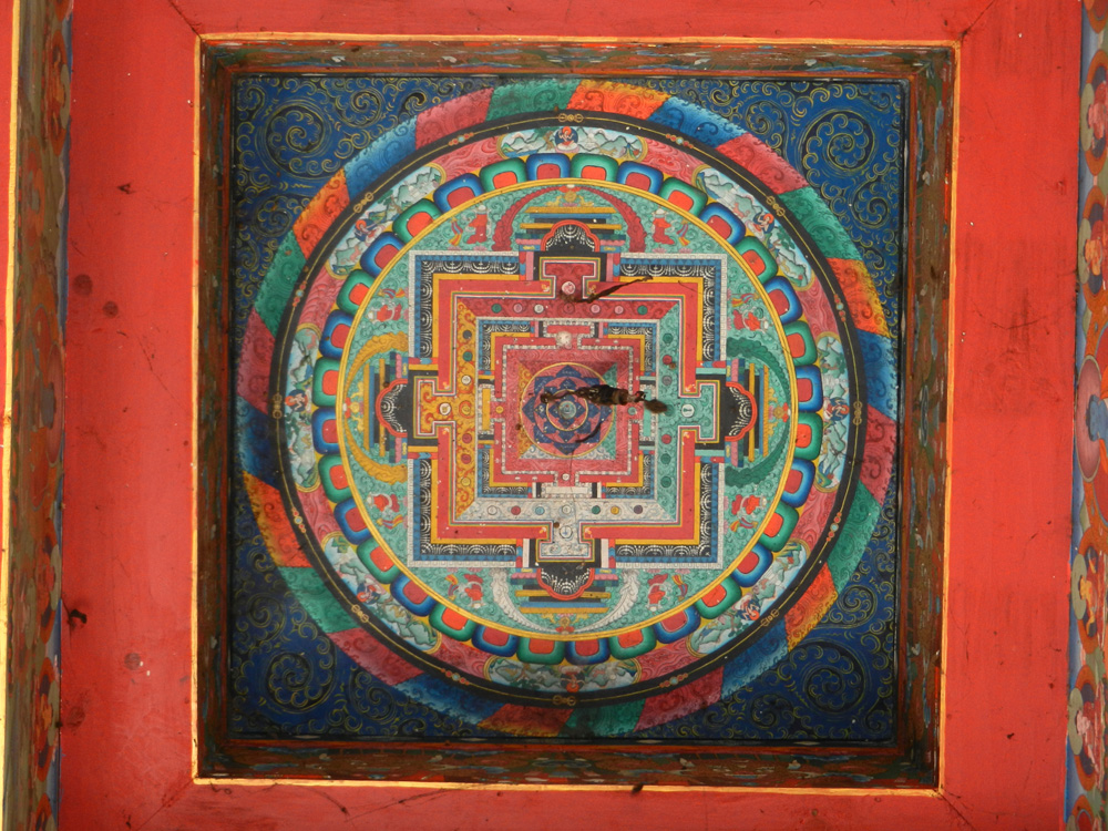 03 The Mandala at the top of the ceiling