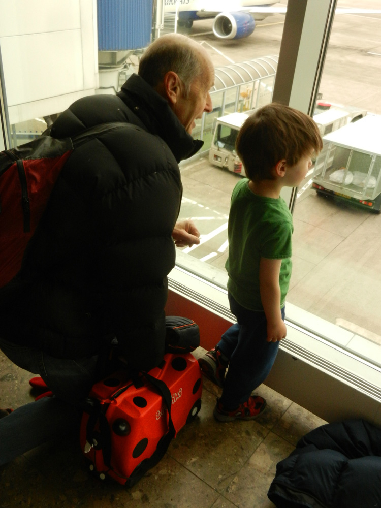 02 Grampa and Alex looking at the planes