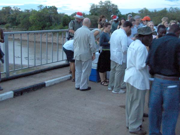 45 Christmas Eve, bridge, Luangwa River and hippos